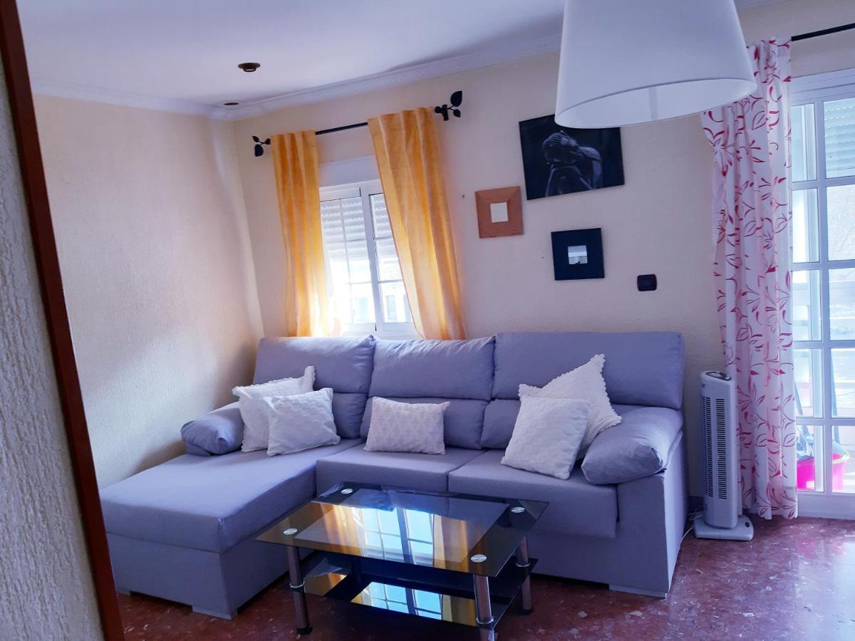 Appartement Rented Con Aparcamiento Gratis En La Zona Cádiz