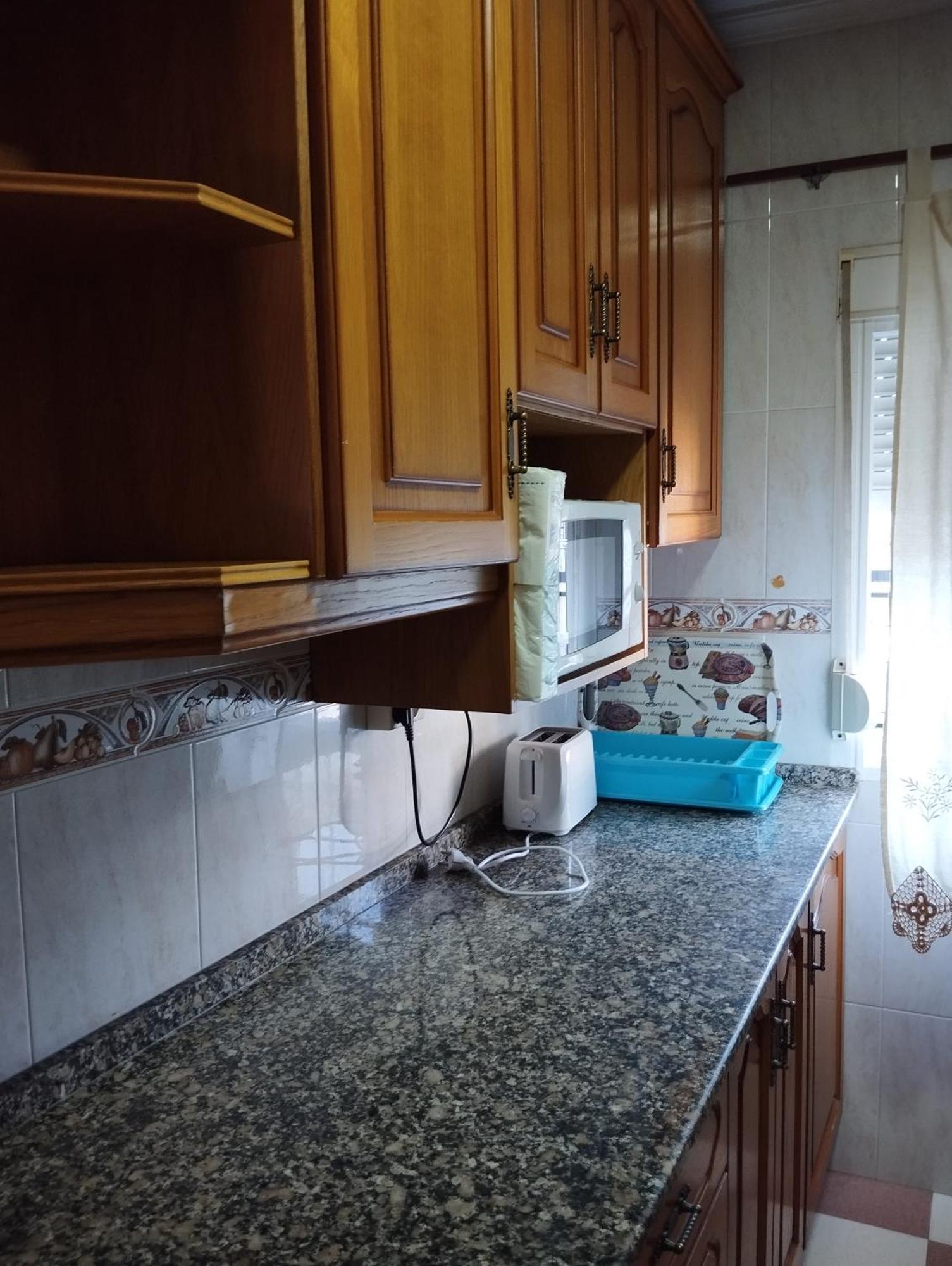 Rented Con Aparcamiento Gratis En La Zona Appartement *